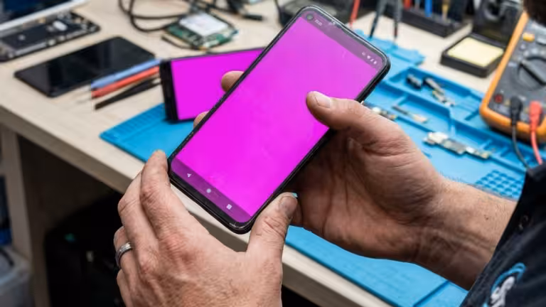 Cara Cek Layar HP Bekas dari Masalah Shadow Burn-in Layar AMOLED